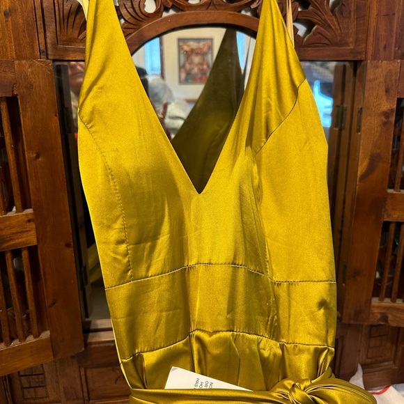 (80) BNWT MAC DUGGAL CHARMEUSE HALTER STRAP SOFT TIE WAIST GOWN #26531 - Picture 6 of 12